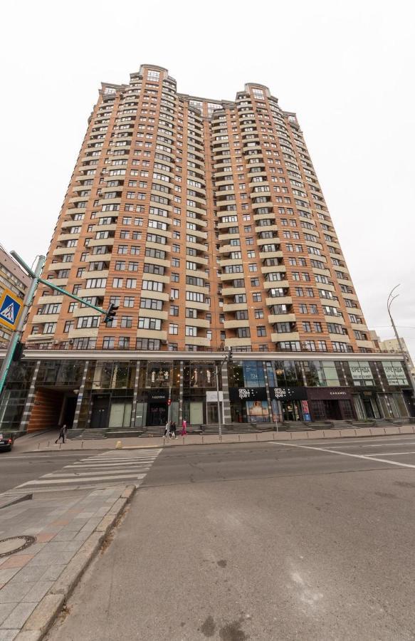 Апартаменти Люкс Класу В Новому Будинку В Центрі Kiew Exterior foto